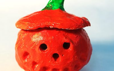 Jack-o-Lantern Pinch Pots