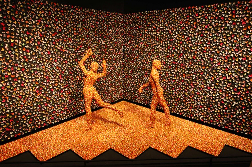 This week's featured artwork is Sandy Skoglund's Shimmering Madness, created in 1998